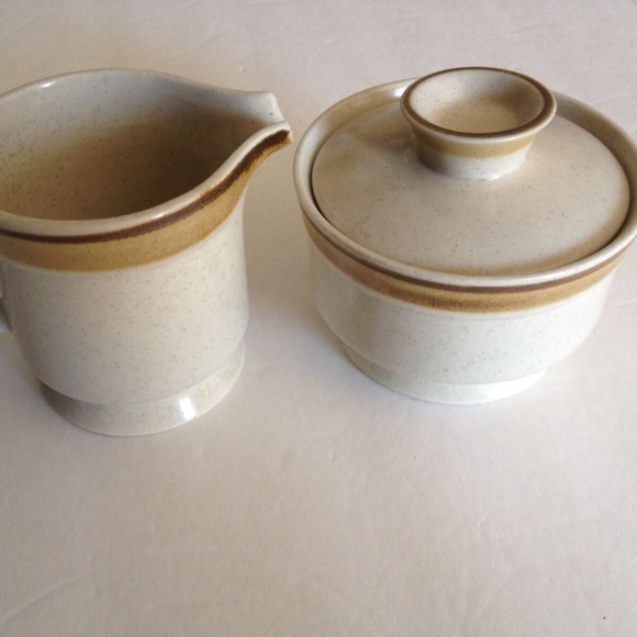 Wild Strawberry Hallkraft Mikasa PottersKraft Cream & sugar bowl Stoneware Japan - Picture 5 of 5